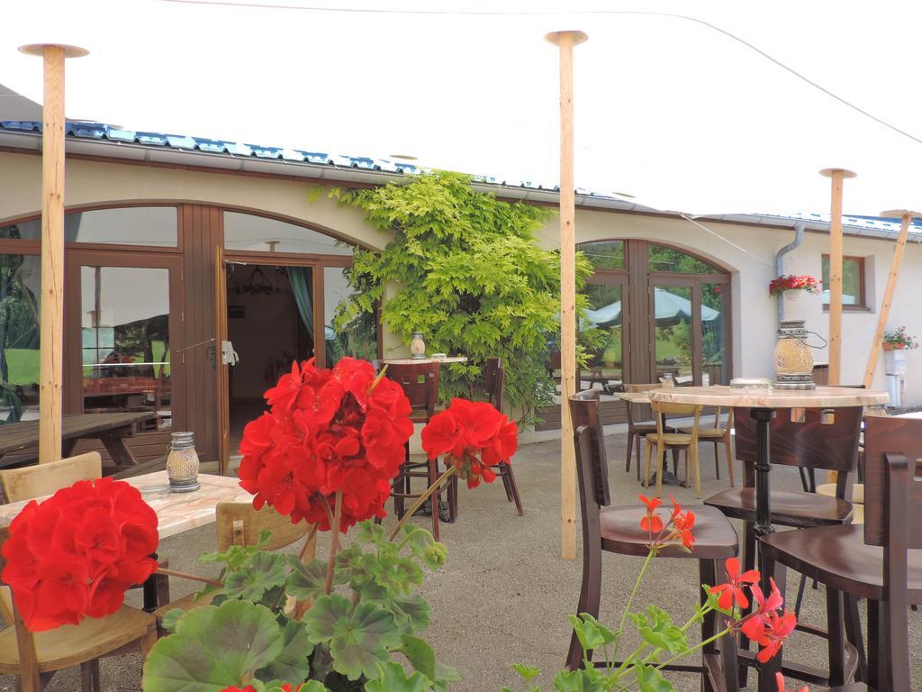 Hotel Le Grand Chalet Foncine-le-Haut Екстериор снимка